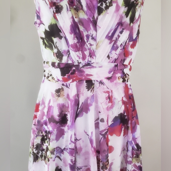 Simply Vera Vera Wang Floral Pleated Sleeveless A-Line Dress - Picture 4 of 13